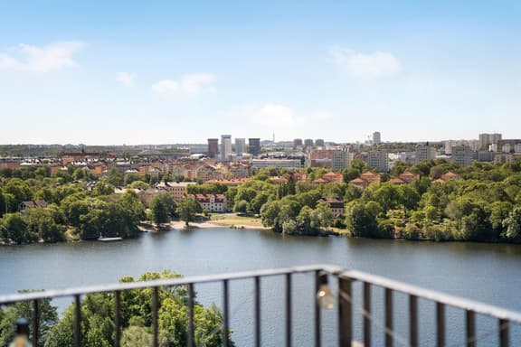 Fyrverkarbacken 27, Stockholm