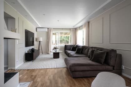 Stora vägen 81B, Bollstanäs