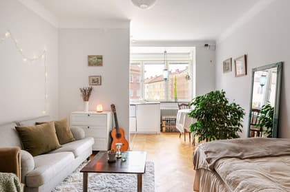 Nobelvägen 87, Nobeltorget