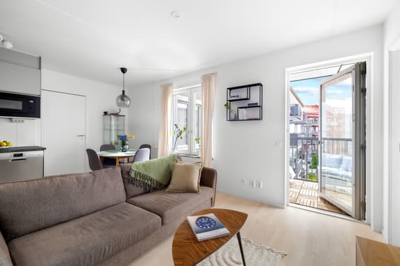 Vintergaloppsgatan 9, Täby