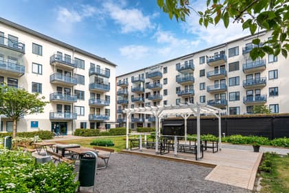 Helgumsvägen 2, Råcksta