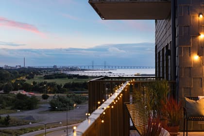 Neptunigatan 75, Centrum