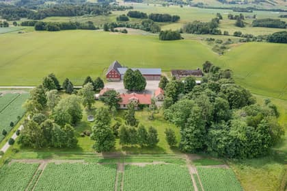 Lilla Menlösa 1, Västkusten