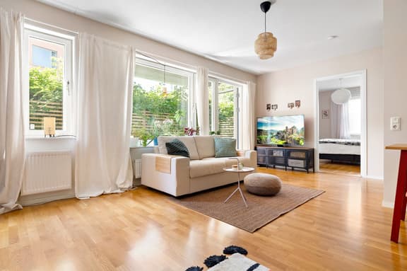 Hållövägen 14, Stockholm