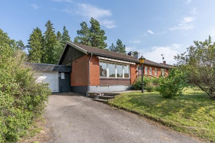 Köpstavägen 6, Skärplinge