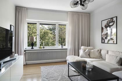 Väderkvarnsgatan 11B, Centrum