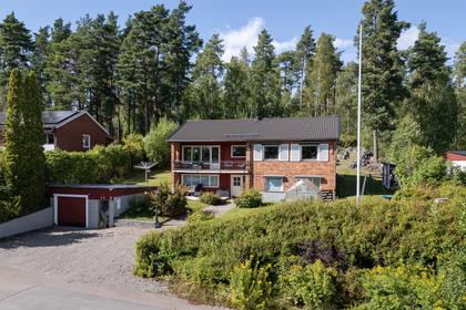 Backbergsvägen 42, Hosjö