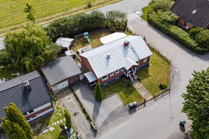 Murarvägen 27, Gamla Bro