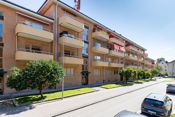 Linnégatan 8, Västerås