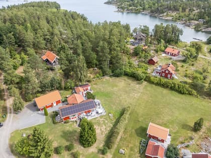 Lilla Lövviksvägen 11, Gryt