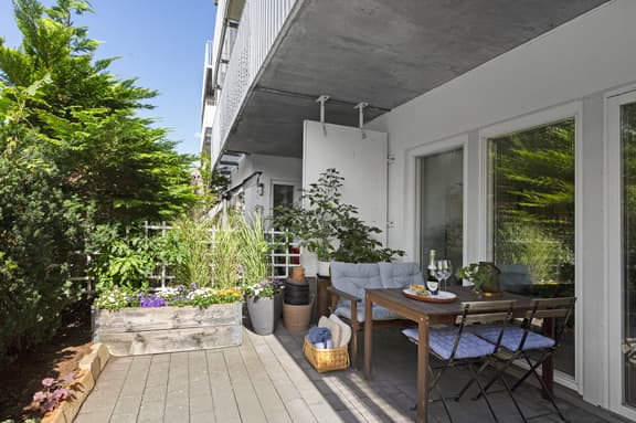 Frestavägen 28, Sollentuna