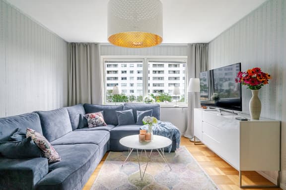 Hagalundsgatan 12, Solna