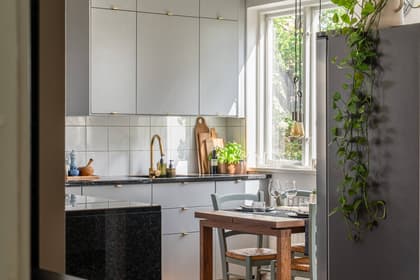 Lm Ericssons väg 9, Midsommarkransen