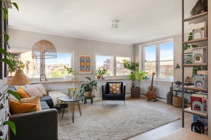 Fallskärmsgatan 20, Skarpnäck