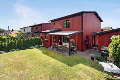 Litsbyvägen 16, Skarpäng