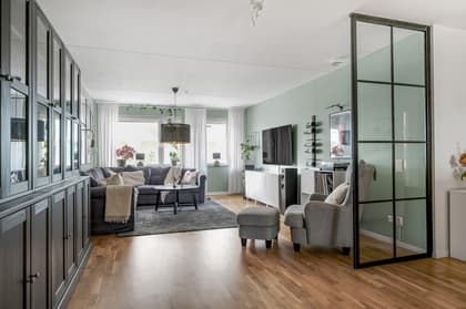 Solskensgatan 11, Gränby