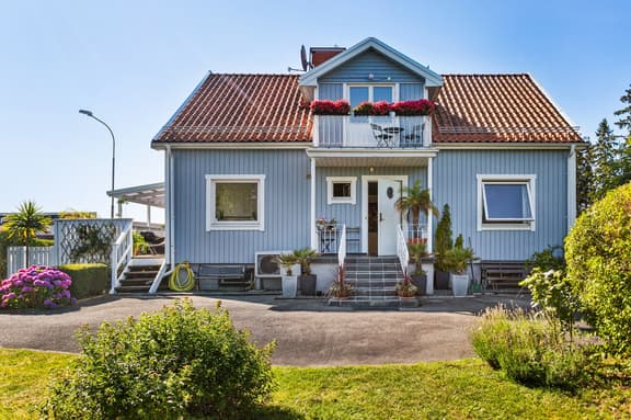 Åsvägen 27, Upplands Väsby