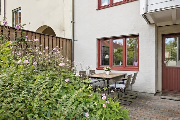 Oskarsvägen 10, Örebro