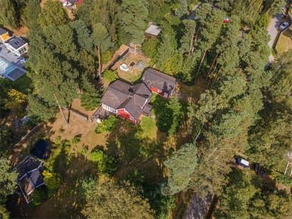 Välanvägen 60, Saxtorpsskogen