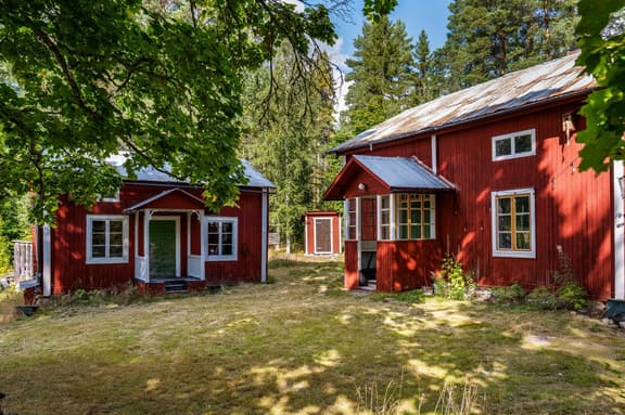 Hällorna 323, Söderhamn