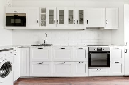 Serenadgatan 29, Almvik