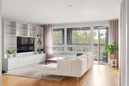 Dartanjangs gata 14B, Bromma