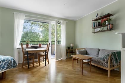 Trollesundsvägen 145, Högdalen