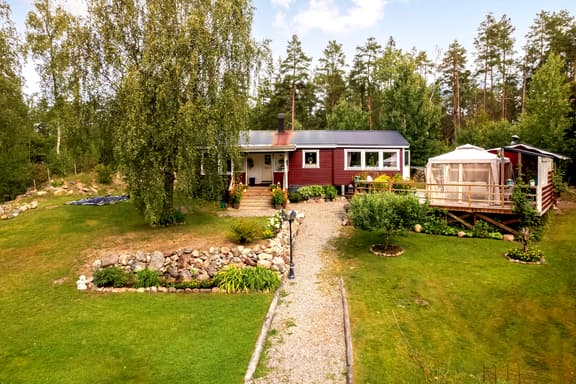 Fågelsjön 33, Södertälje