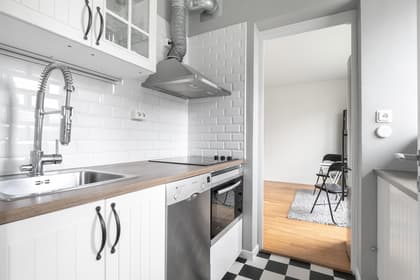 Norra Stationsvägen 8B, Centrum