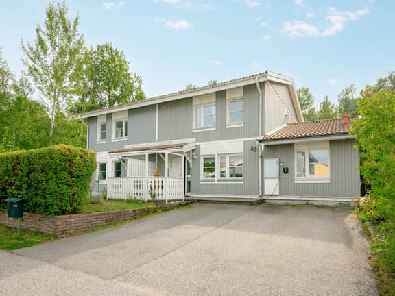 Curmans väg 39, Sollentuna