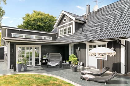 Knogvägen 2, Sjörröd