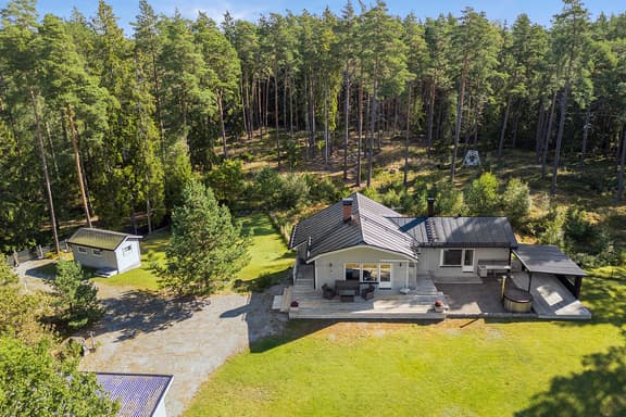 Övre Djupviksvägen 327, Sigtuna