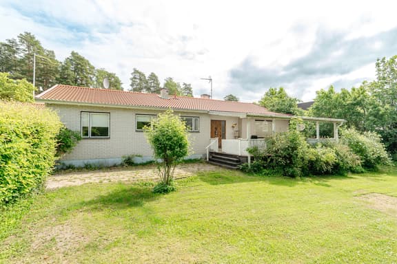 Forsbyvägen 19, Knivsta