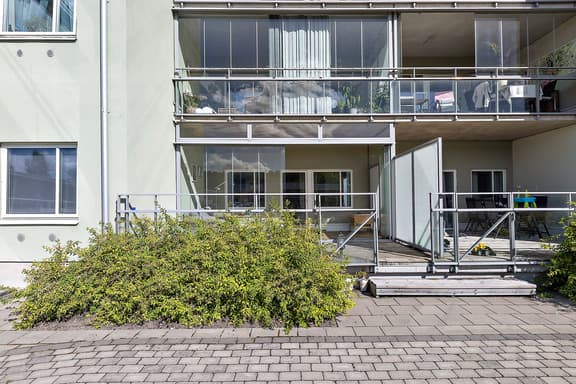 Karlsdalsallén 47A, Örebro