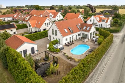 Bymans gränd 2, Vintrie By