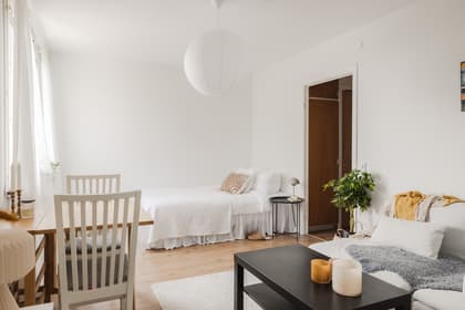 Sunnanväg 6N, Klostergården