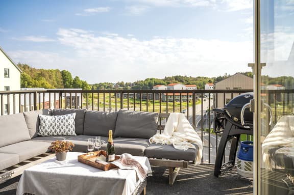 Olles gata 10, Kungälv