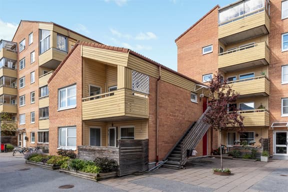 Bergaparksvägen 32, Österåker