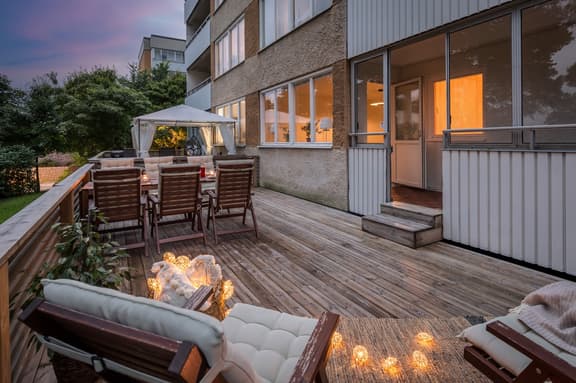 Knäredsgränd 22, Stockholm