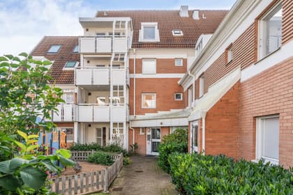 Sankt Månsgatan 9E, Centrum