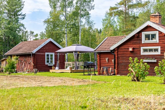 Västerfärjesundet 110, Östersund