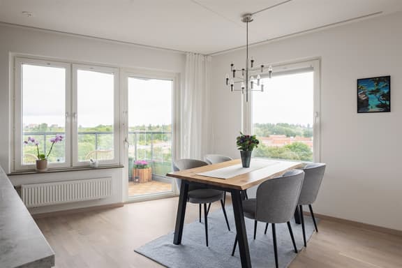 Garagevägen 32, Stockholm