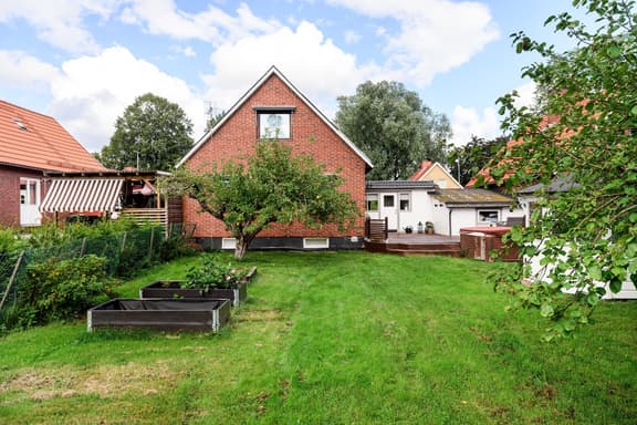 Rödvingegatan 18, Borlänge