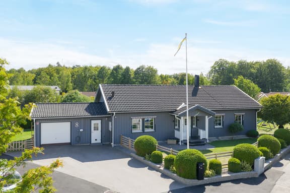 Röde Orms väg 8, Olofström