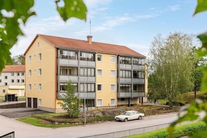 Nygatan 2, Hälleforsnäs