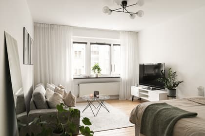 Saarisvägen 1B, Midhem