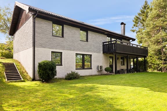 Bruksbacken 9, Tyresö