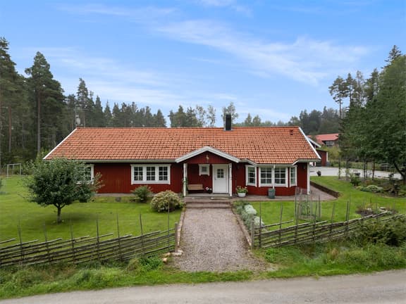 Avlebro Fridhäll 1, Trosa