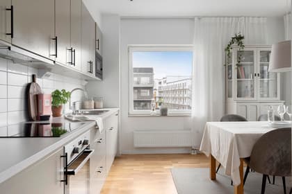 Elsa Anderssons gata 15D, Husie