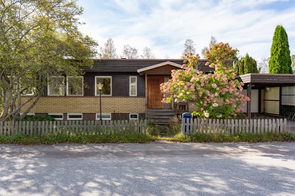 Hagstuvägen 33, Skinnskatteberg